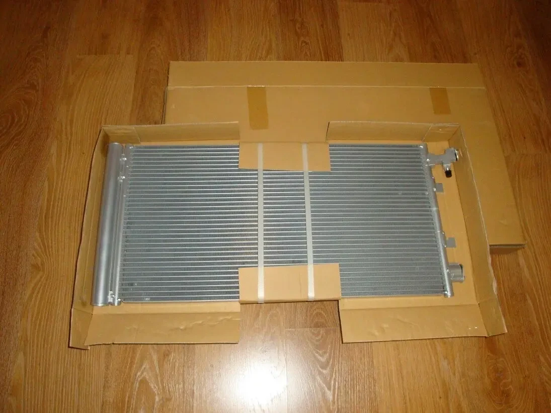 Радіатор кондиціонеру Renault Megane 3, Fluence, Grand Scenic 3