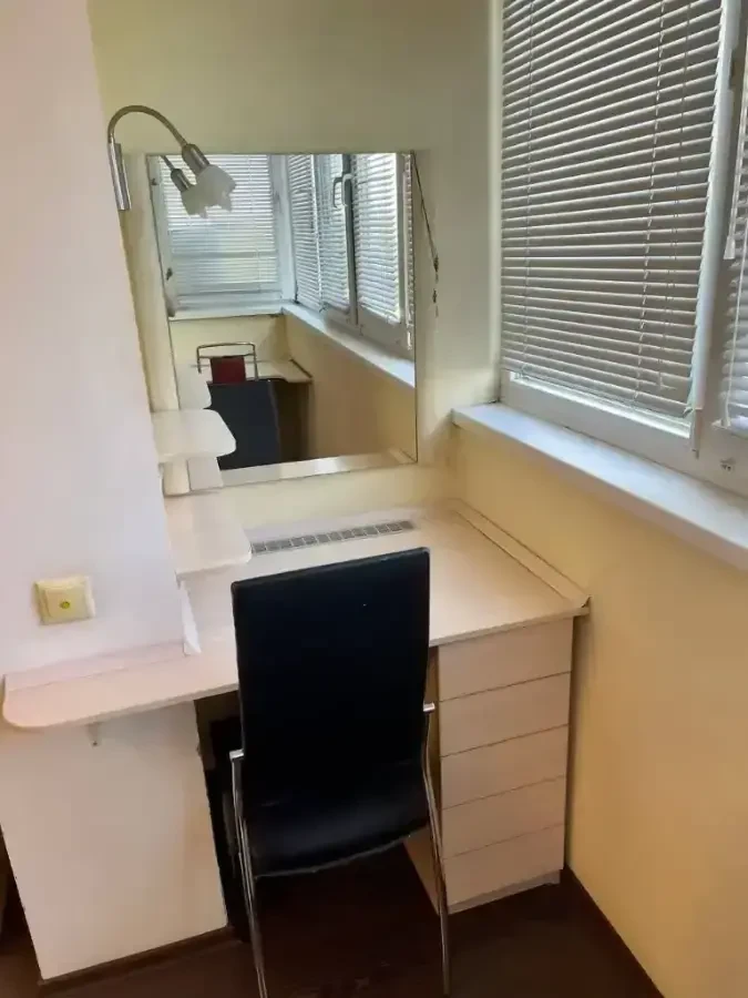 З комн квартира Перемога 3 6