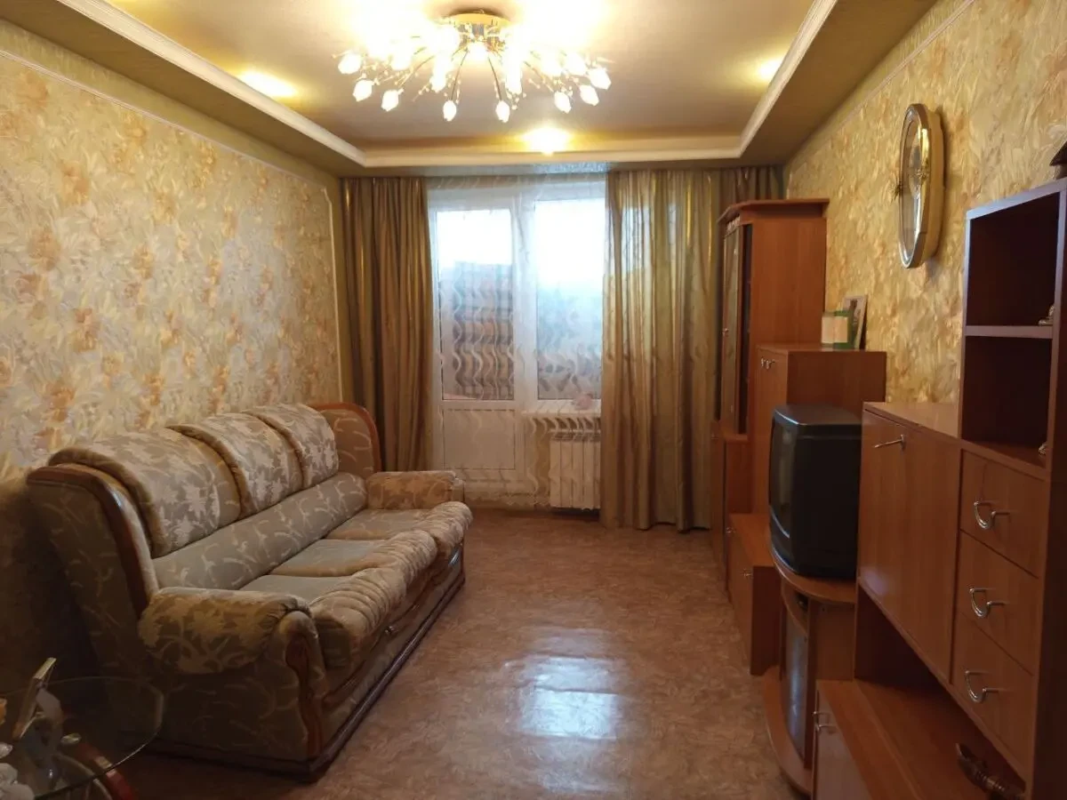 Продам  3 комнатную квартиру на Салтовке, Валентиновская 2