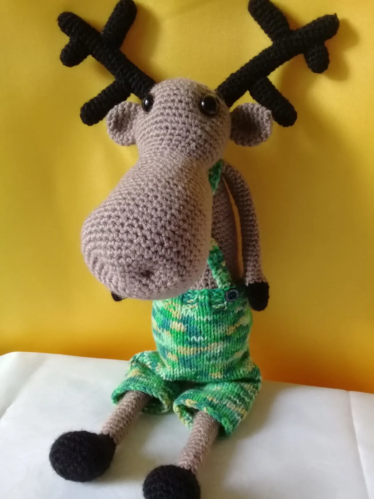 Олень м'яка іграшка 2