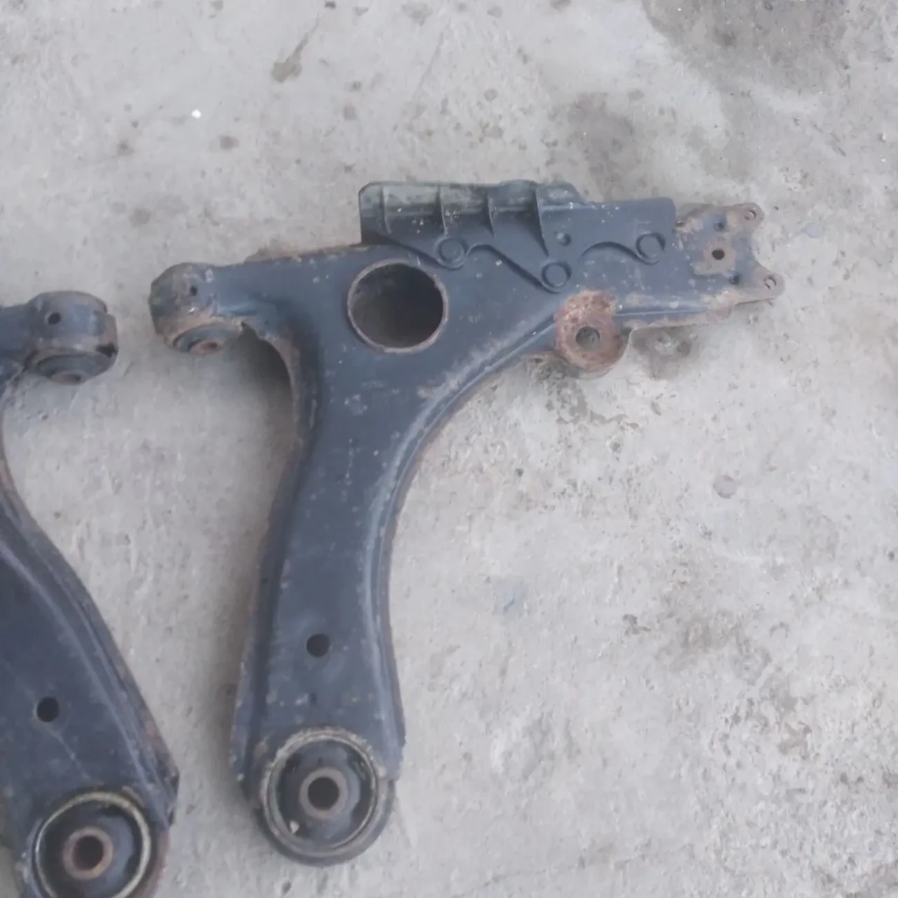 Ричаги передні Пассат б3 б4 гольф 3 3