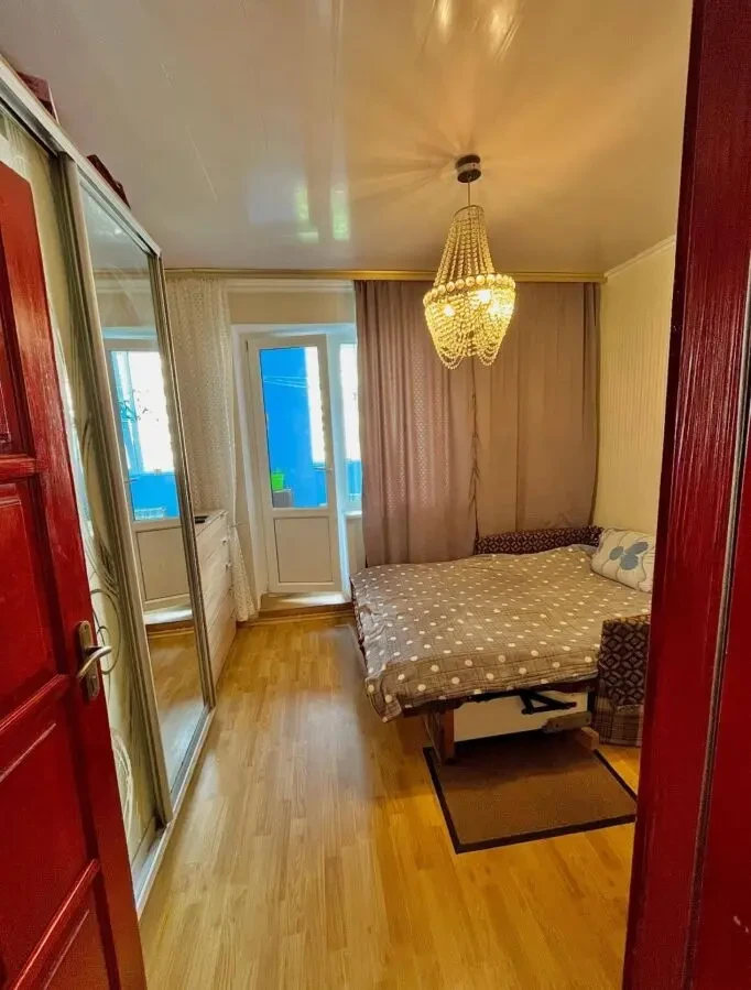 Продам 3-кімнатна квартира  метро Позняки Срочно 6