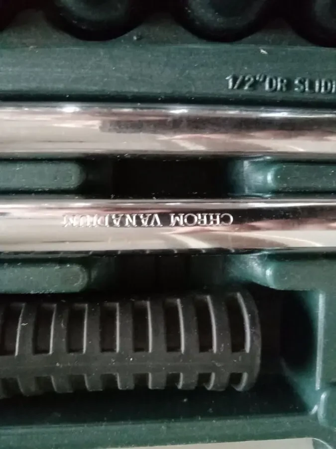 Продам автокрісло для дитини 6