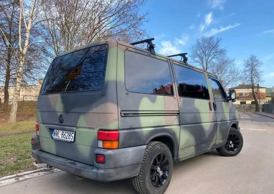 Volkswagen Transporter 9