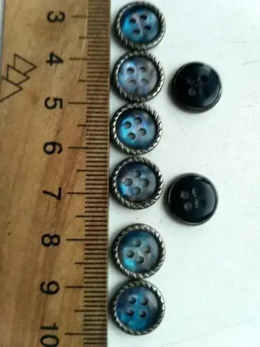 Детские нарядные перламутровые пуговицы с метал. ободком 8