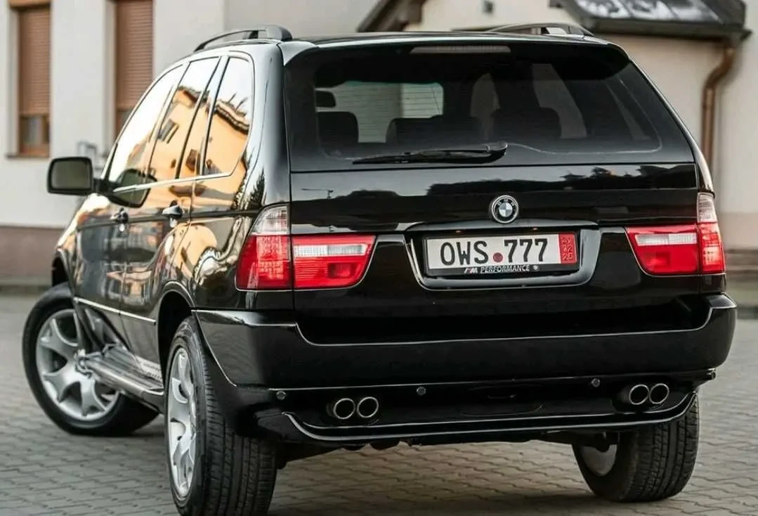 BMW X5 8