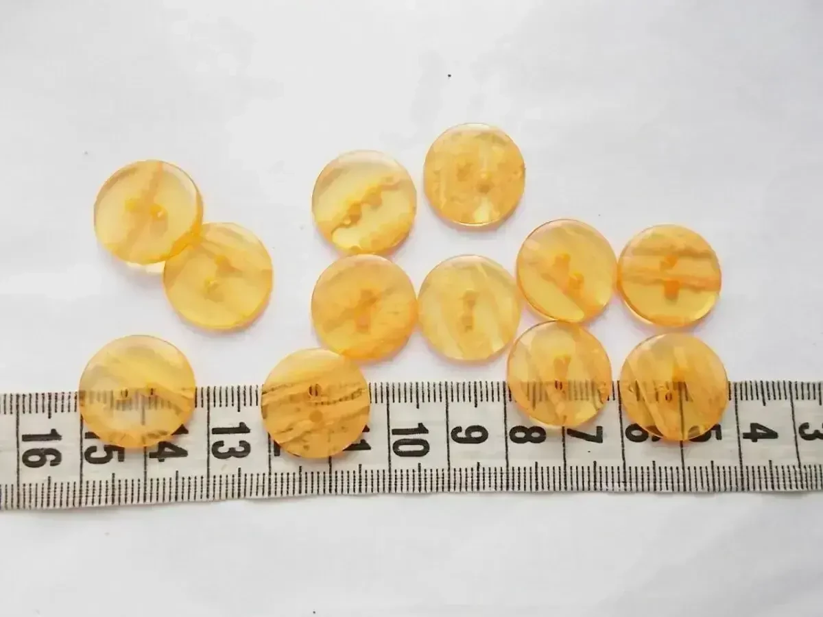 Пуговицы полупрозрачные с рисунком 12 штук диаметр18 мм 2