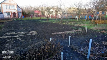 Участок с коммуникациями.Три километра от Песчаного массива.