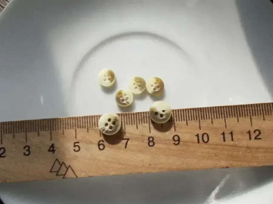 Детские пуговицы  меланж в бежевых тонах 4