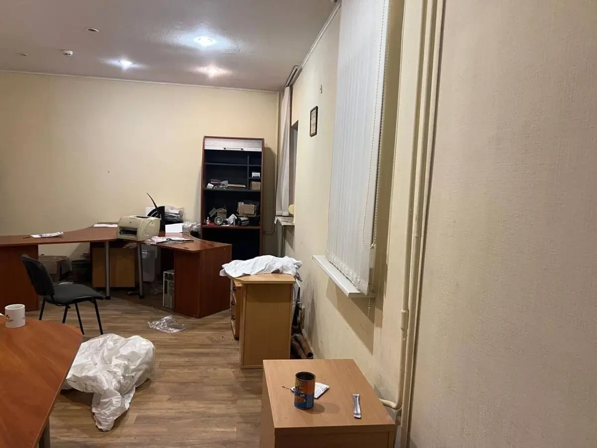 Продам не жилое помещение 1 эт.Даниила Галицкого ул. (Будённого) 7. 3