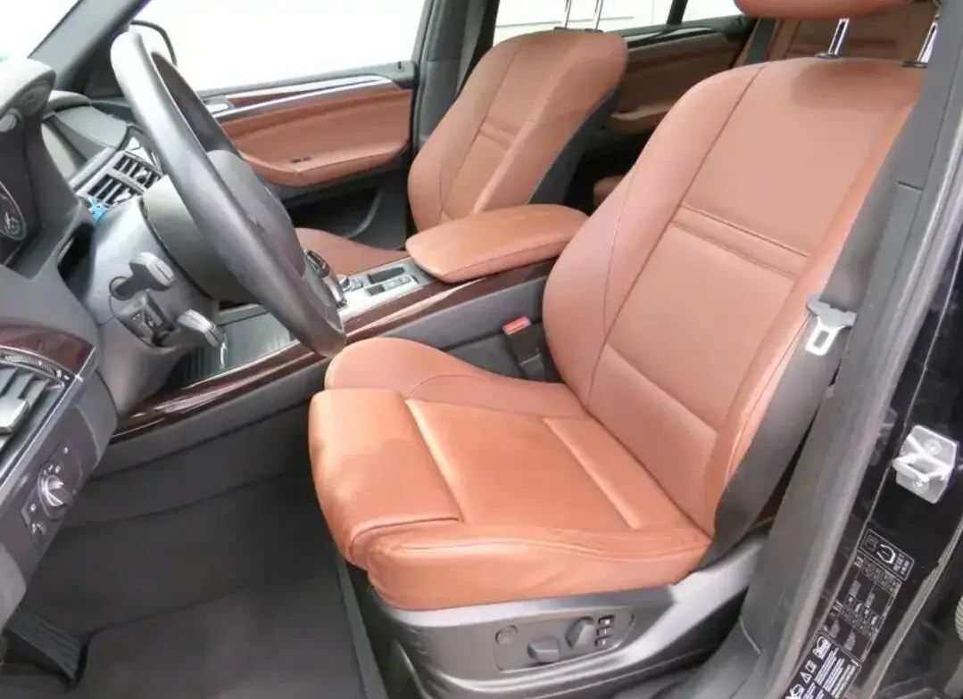 BMW X5 E70 xDrive 40d 6