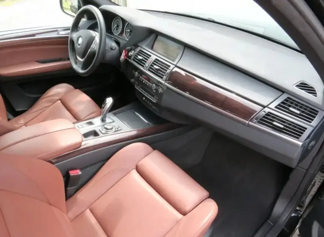 BMW X5 E70 xDrive 40d 8