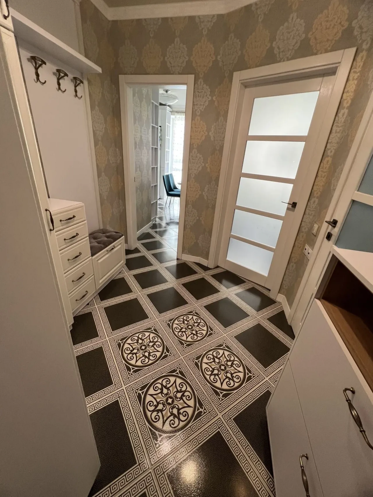 Продаж стильної та затишної однокімнатної квартири На Щасливому 5