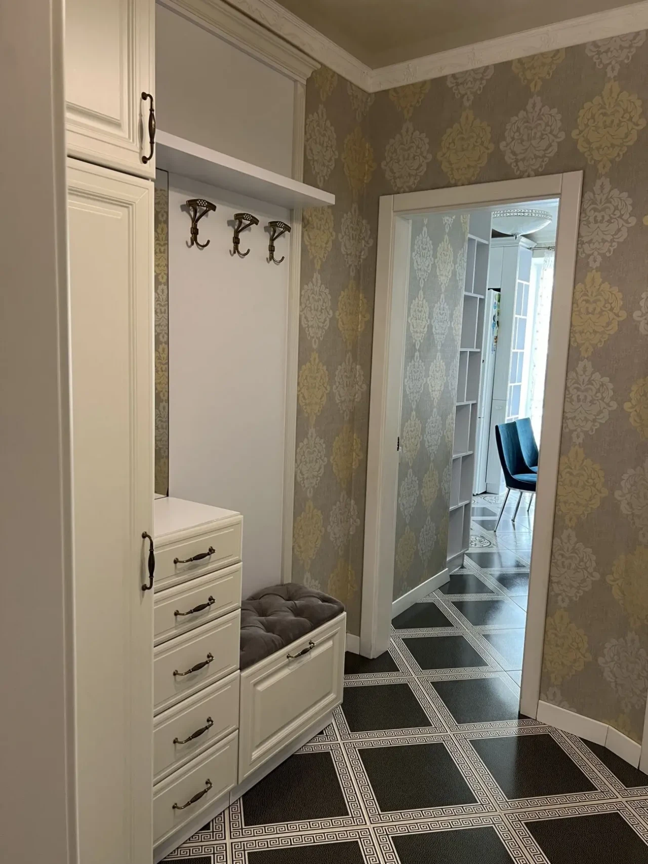 Продаж стильної та затишної однокімнатної квартири На Щасливому 3