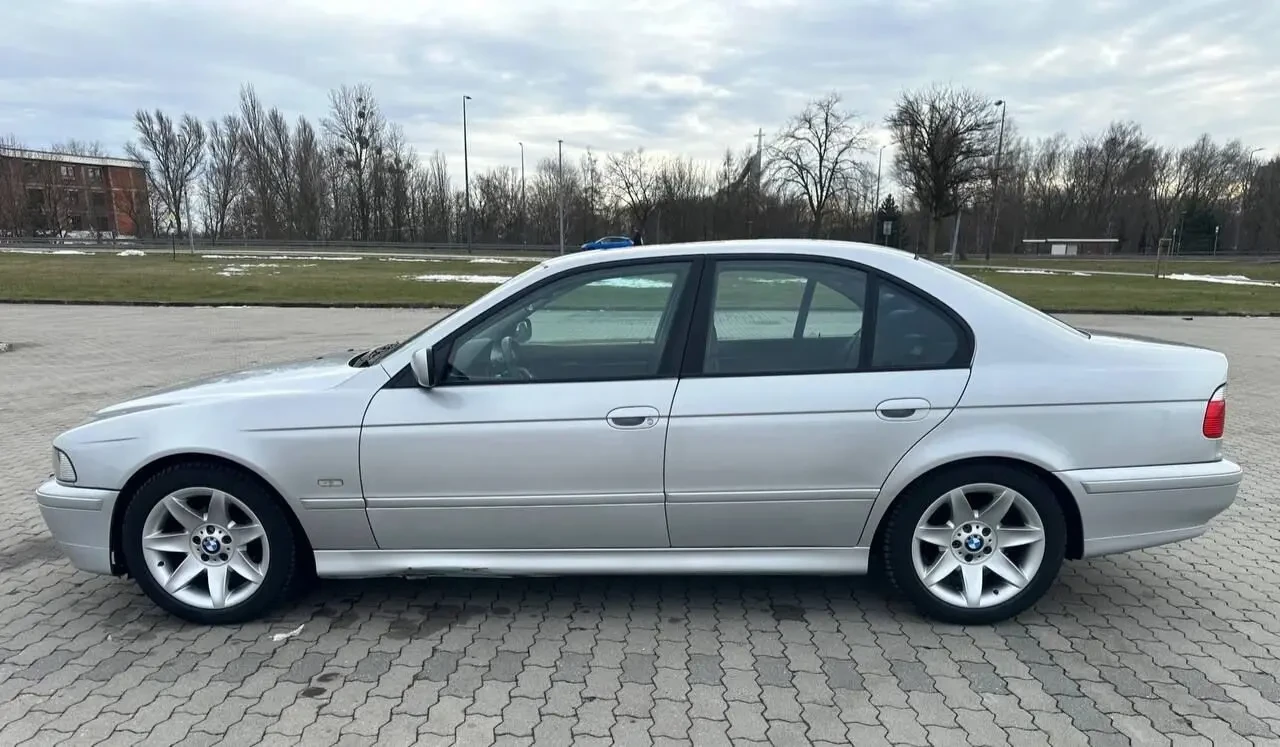 BMW Seria 5 E39 4