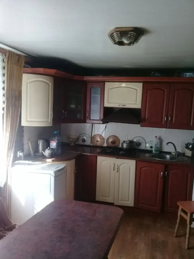 Продається частина будинку. 4