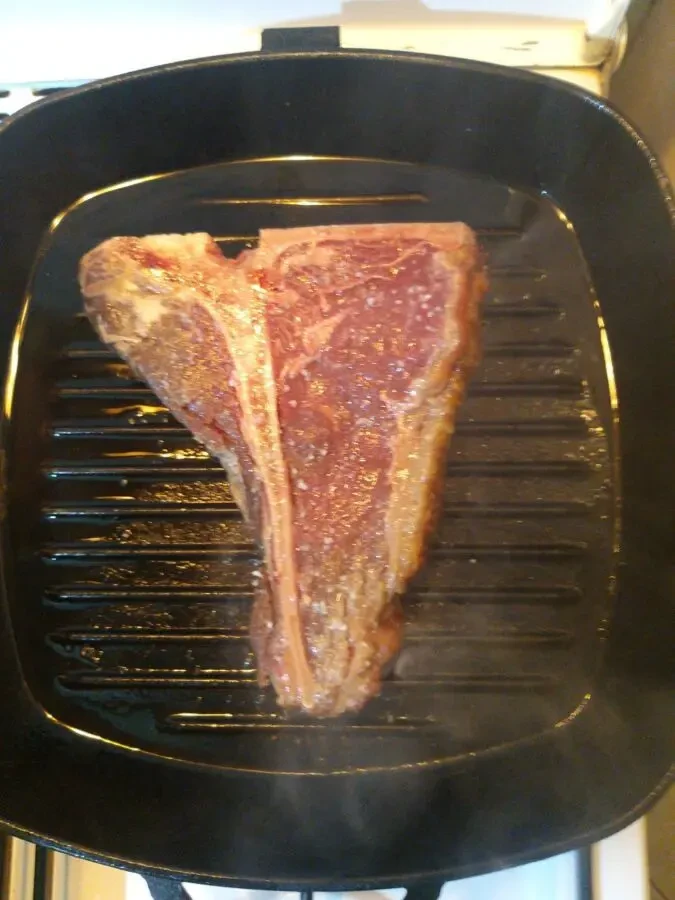 Рібай Київ, міньйон Київ, стейки Київ 8