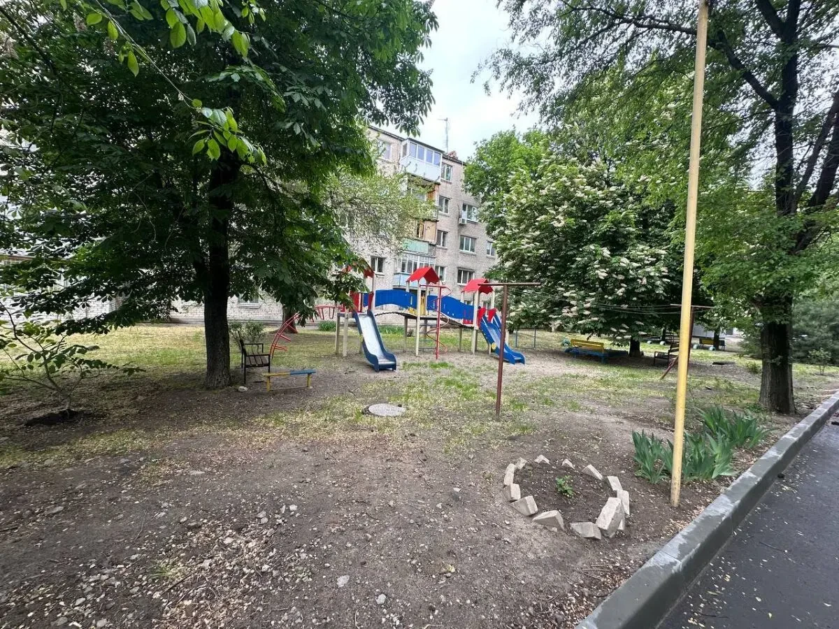 Продам 2к квартиру в г. Самар під ремонт 2