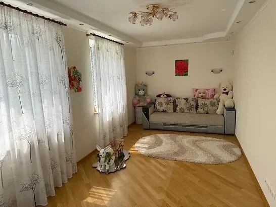 Довгострокова оренда будинку Конча-Заспа 9