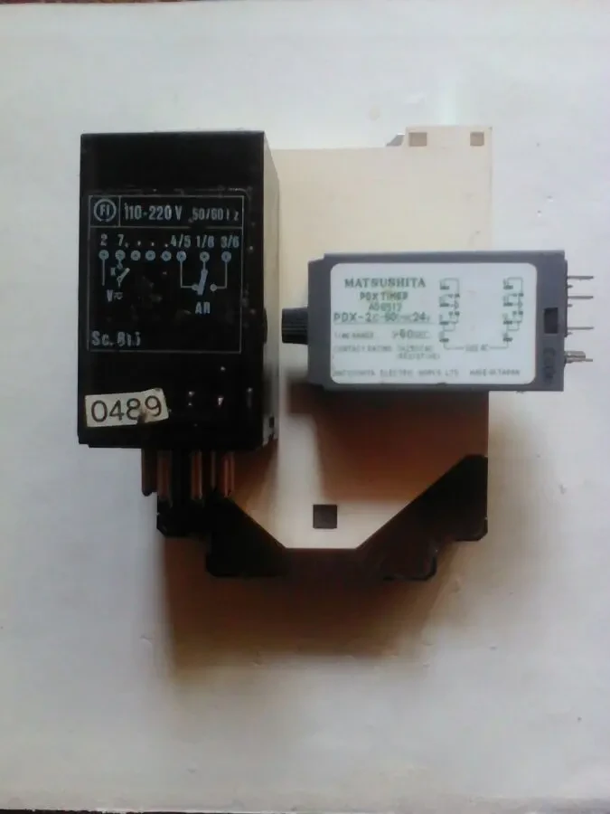 Продам  реле времени.