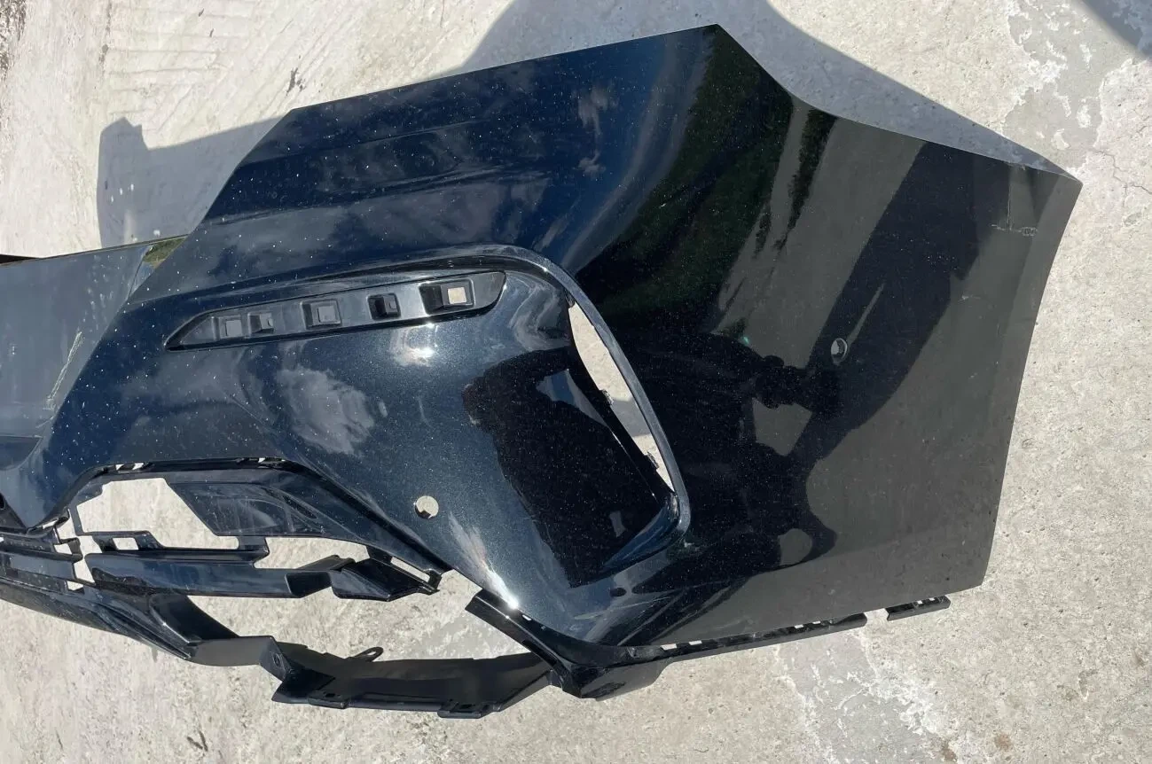 BMW M8 G16 Gran Coupe Бампер задний 51128083192 4