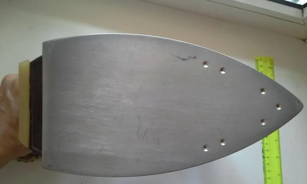 Утюг паровой с красным регулятором ретро праска антикварный ссср 2