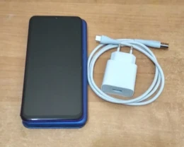 Телефон Xiaomi Redmi 9
