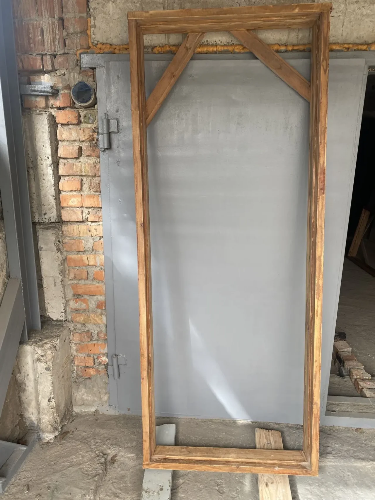 Новая лутка без дверей.