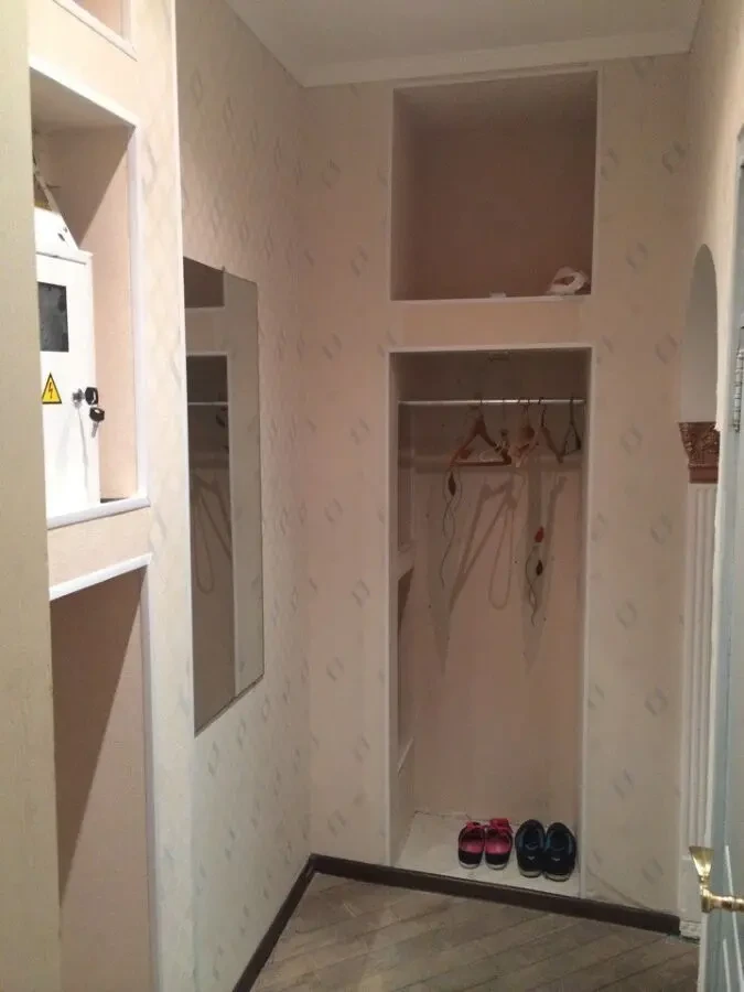 Продам квартиру по вул. Дегтярівська 6