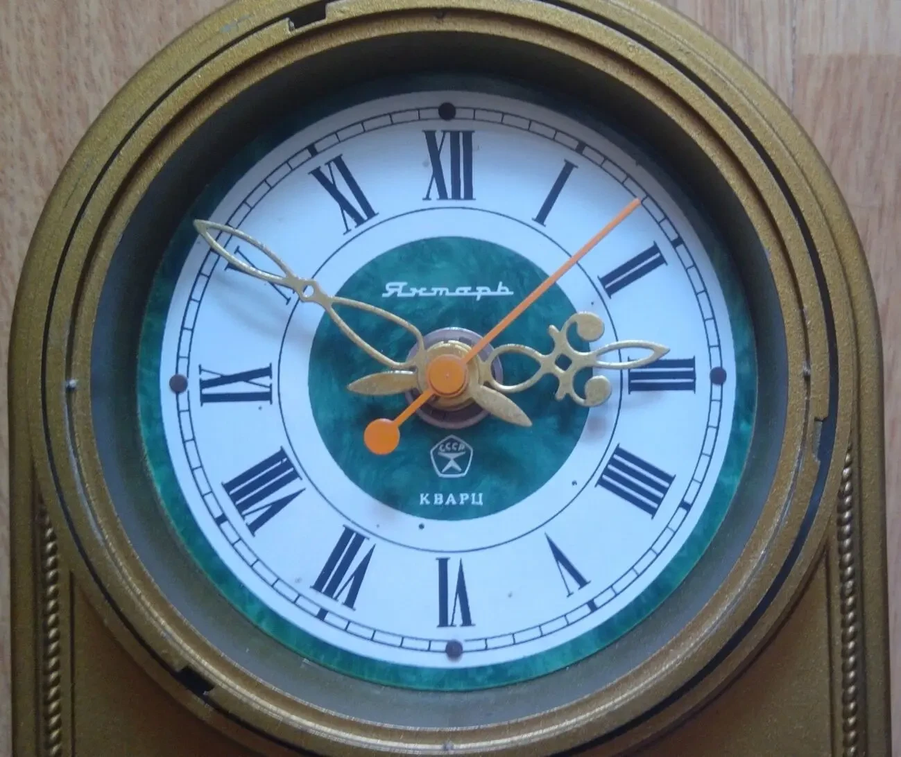 Янтарь часы настольные каминные читайте описание 2