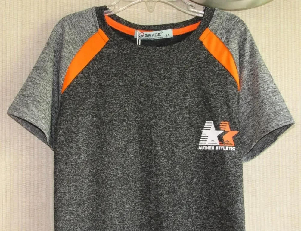 Чудова футболка, 134 см, від 7 до 9 років, нова 2