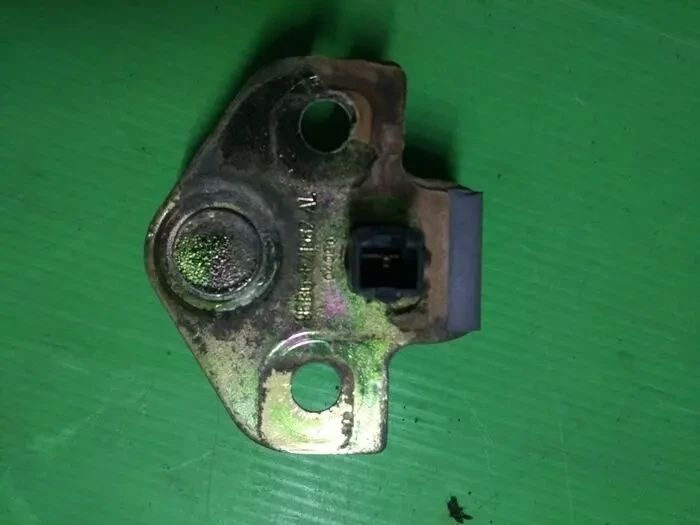 Скоба замка дверей з кінцевиком 2m51-f21982-aa Форд Мондео 3 Ford 3