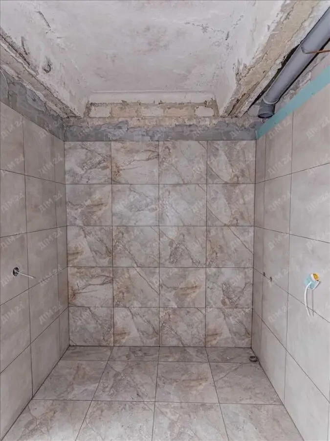 Продається новий, затишний будинок в Розсошенцях 9