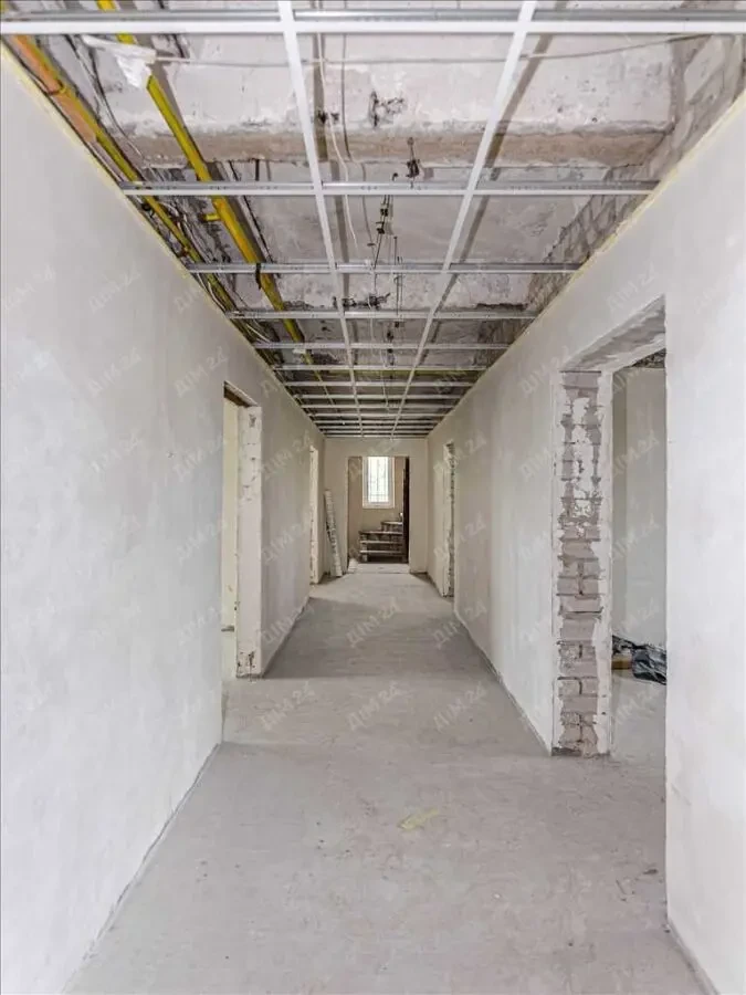 Продається новий, затишний будинок в Розсошенцях 6