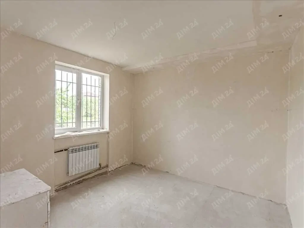 Продається новий, затишний будинок в Розсошенцях 8