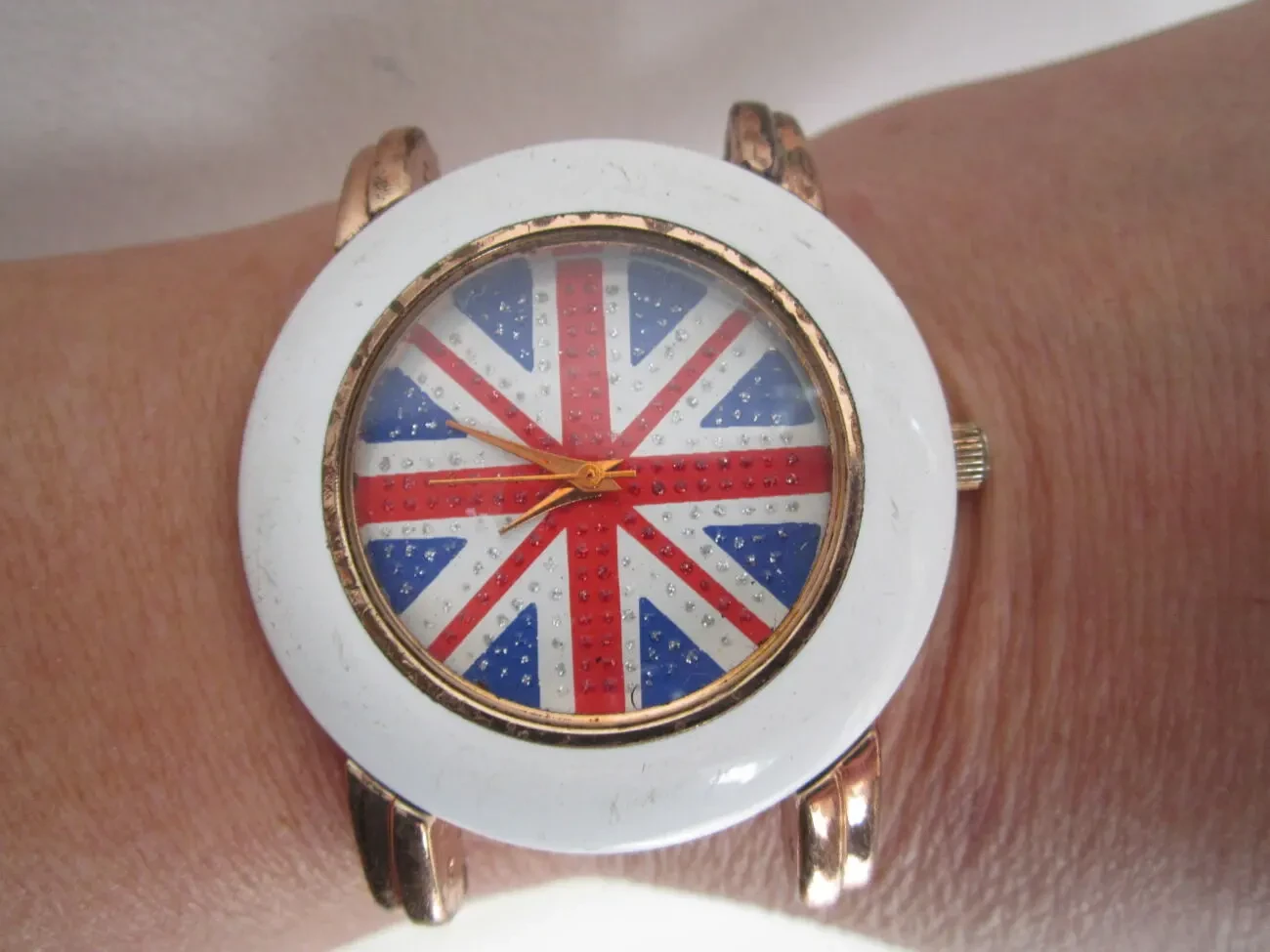 Часы наручные BRITANNIA Кварц На ходу 10