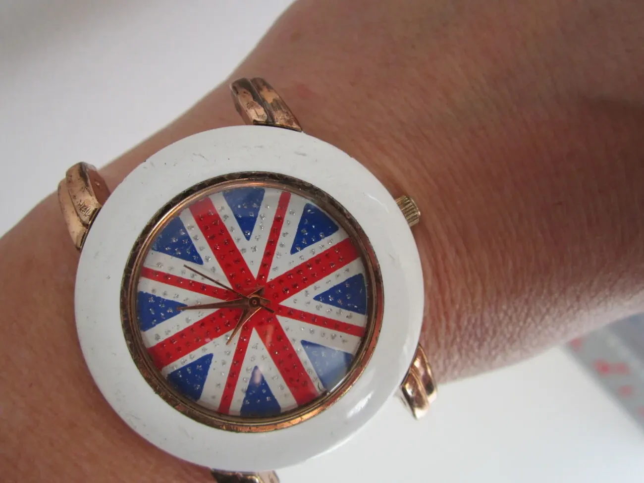 Часы наручные BRITANNIA Кварц На ходу 9