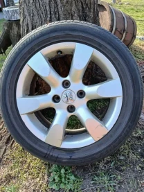 Продам колеса  205/55 R16