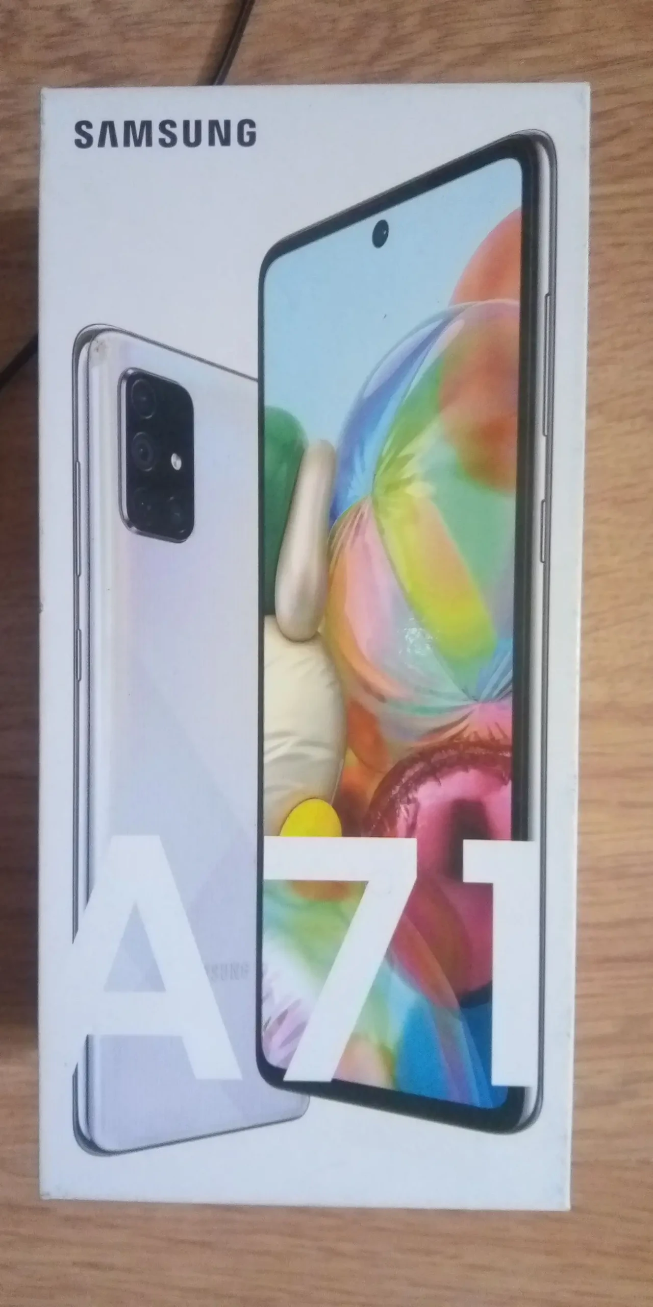 Samsung Galaxy A71 128 GB только коробка