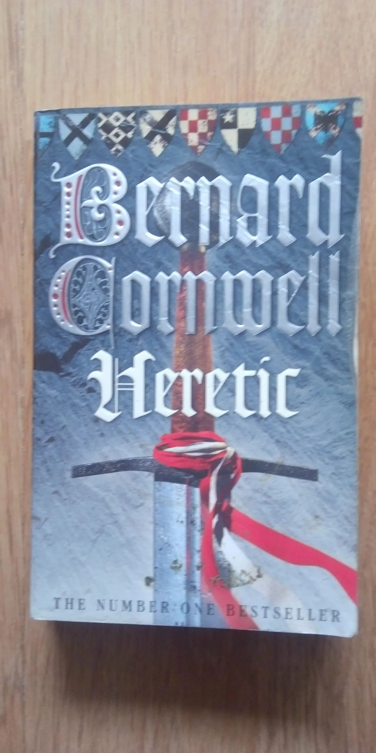 Heretic Bernard Cornwell English на Английском книга