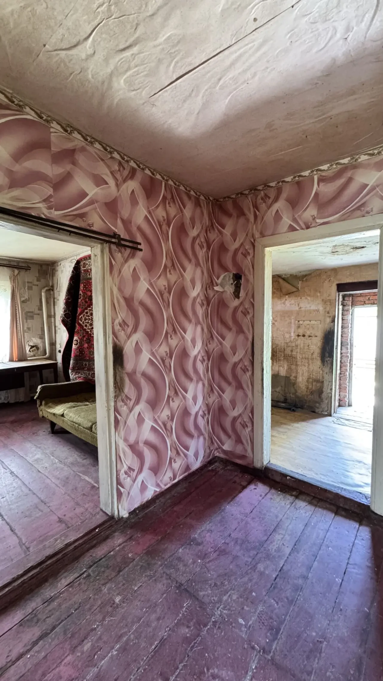 продам дом в Чугуеве (под ремонт) 4