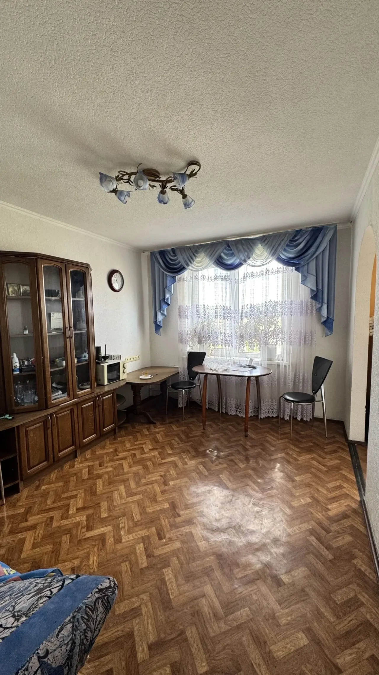 продам 3 к.кв в Чугуеве 6