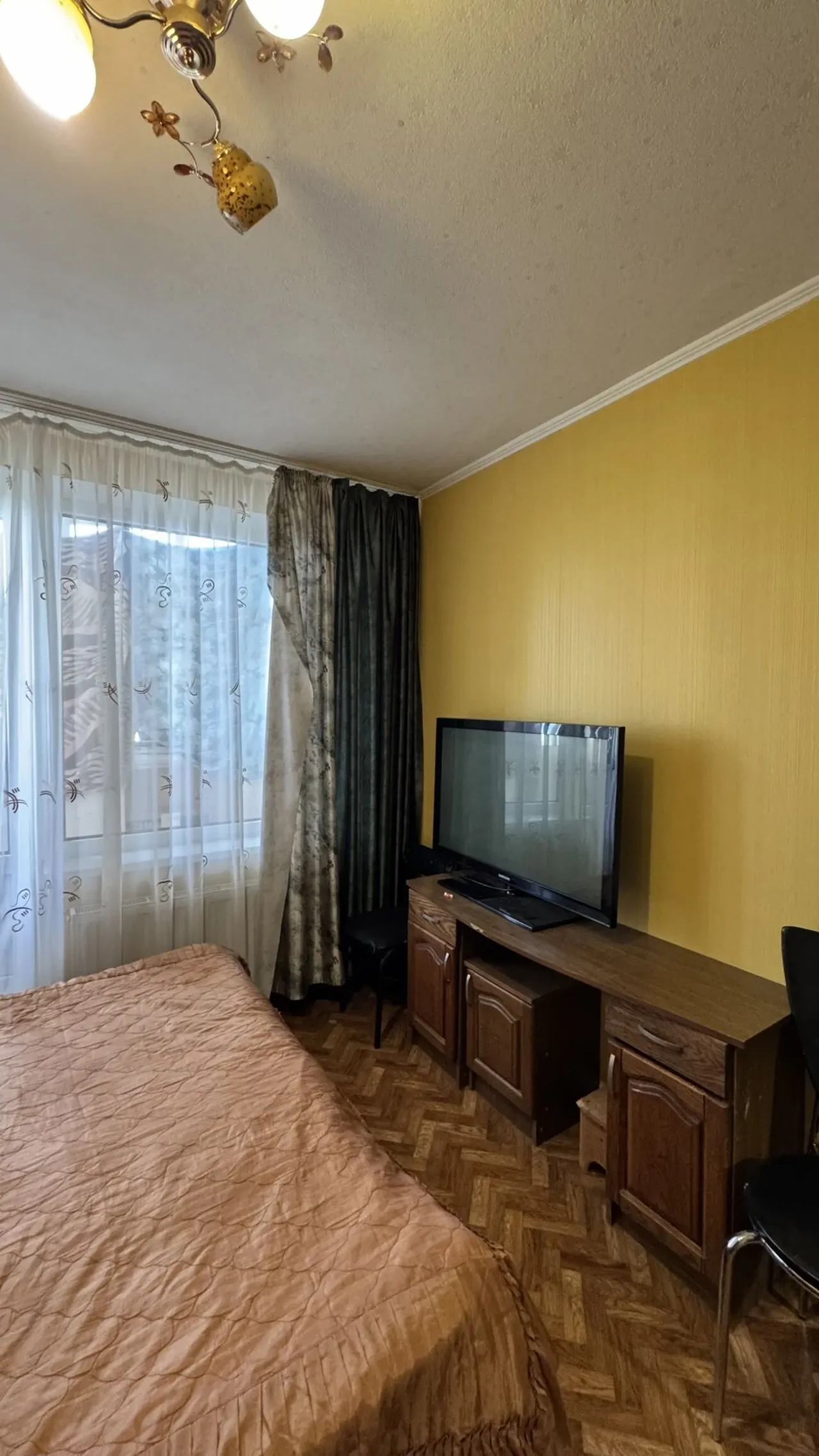 продам 3 к.кв в Чугуеве 4