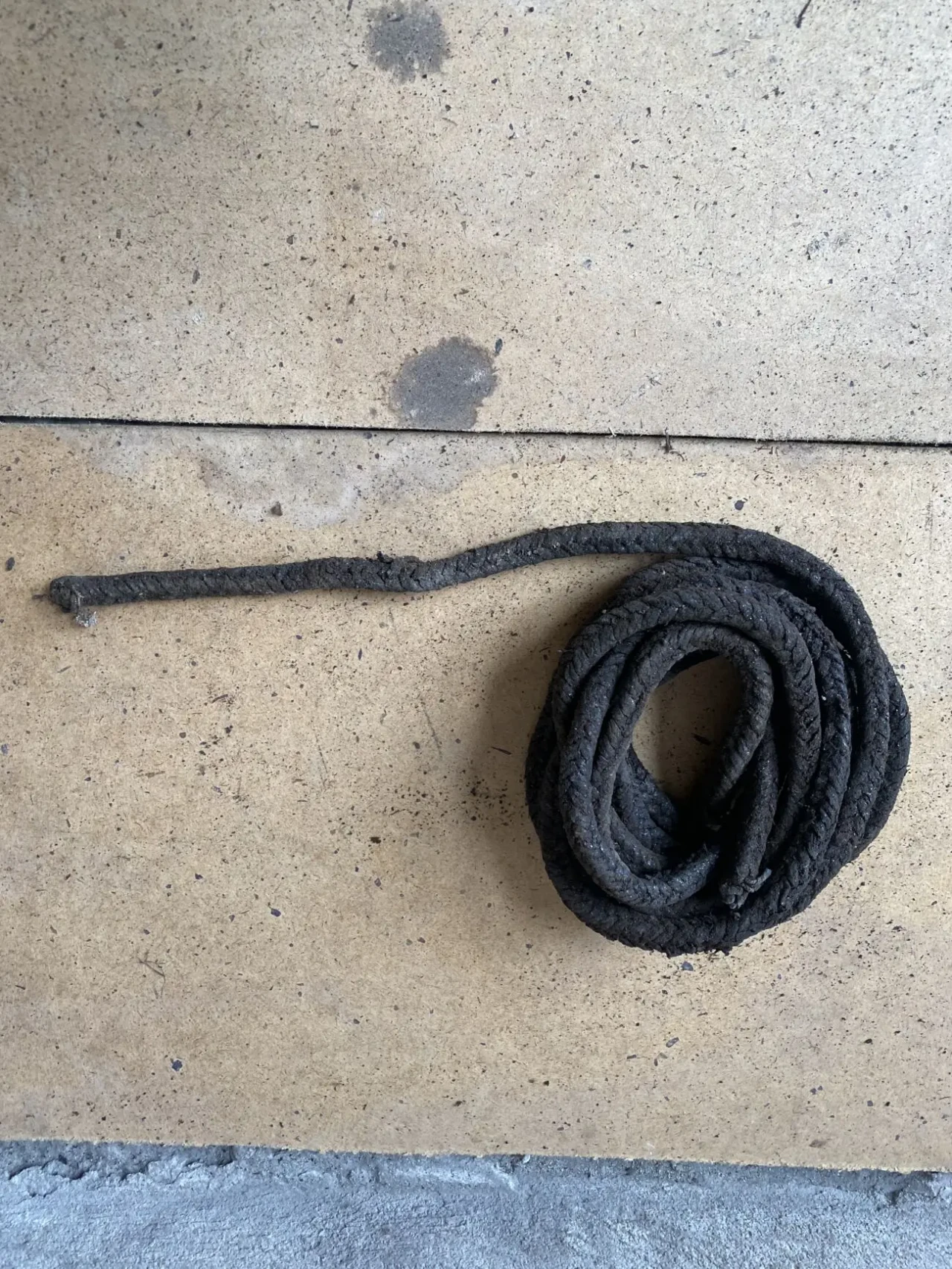 Сальниковая набивка графитизированная  8мм, 10мм,20мм. 5