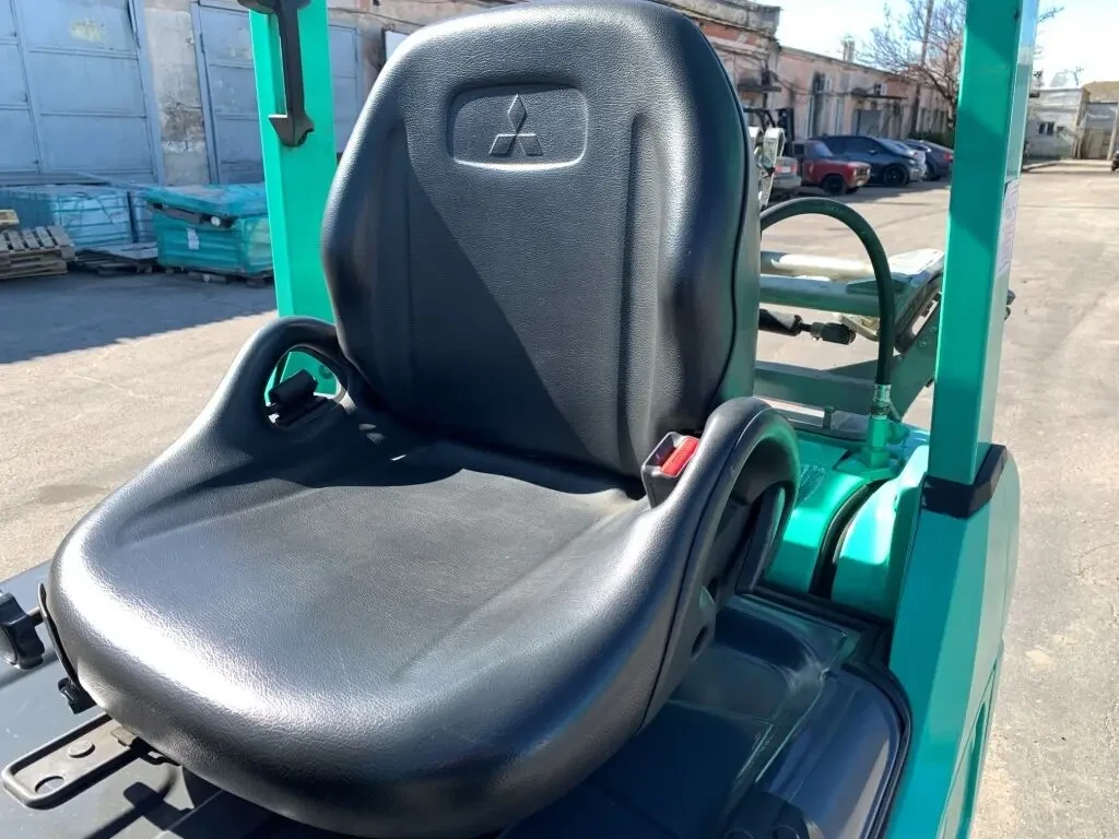 Вилочний автонавантажувач Mitsubishi, 2020 року, з пічкою 9