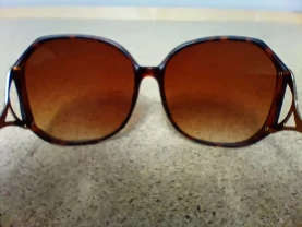 Стильні сонцезахисні акуляри.Очки солнцезащитные