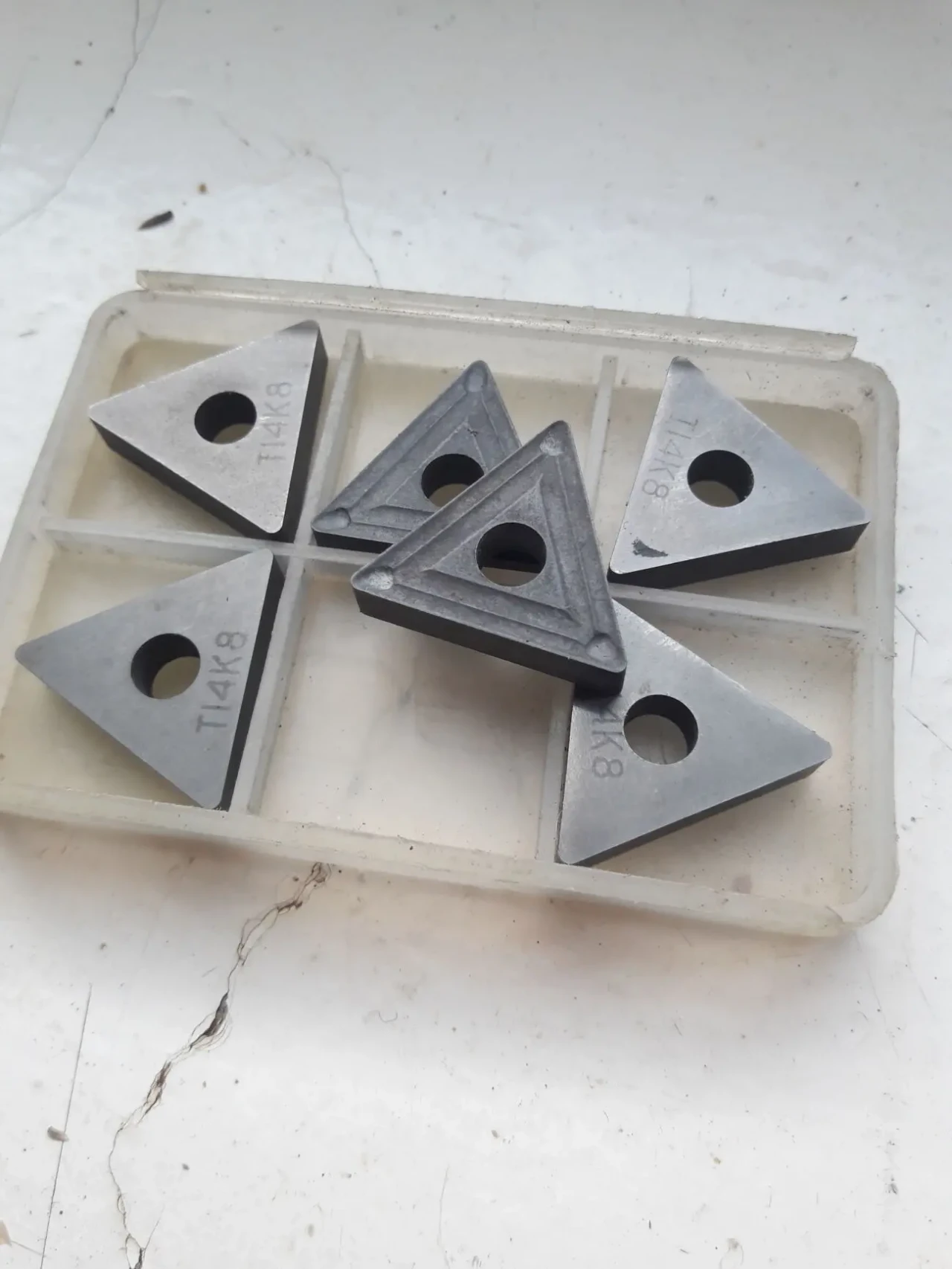 Пластини ріжучі токарні