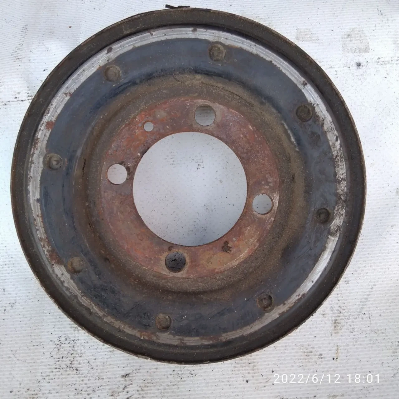 Шкив приводной двигателя Y17DT б/у Опель Комбо С 3