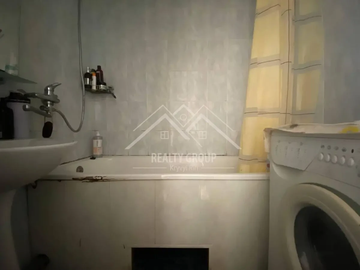 Продається затишна 3-кімнатна квартира у чудовому районі 7