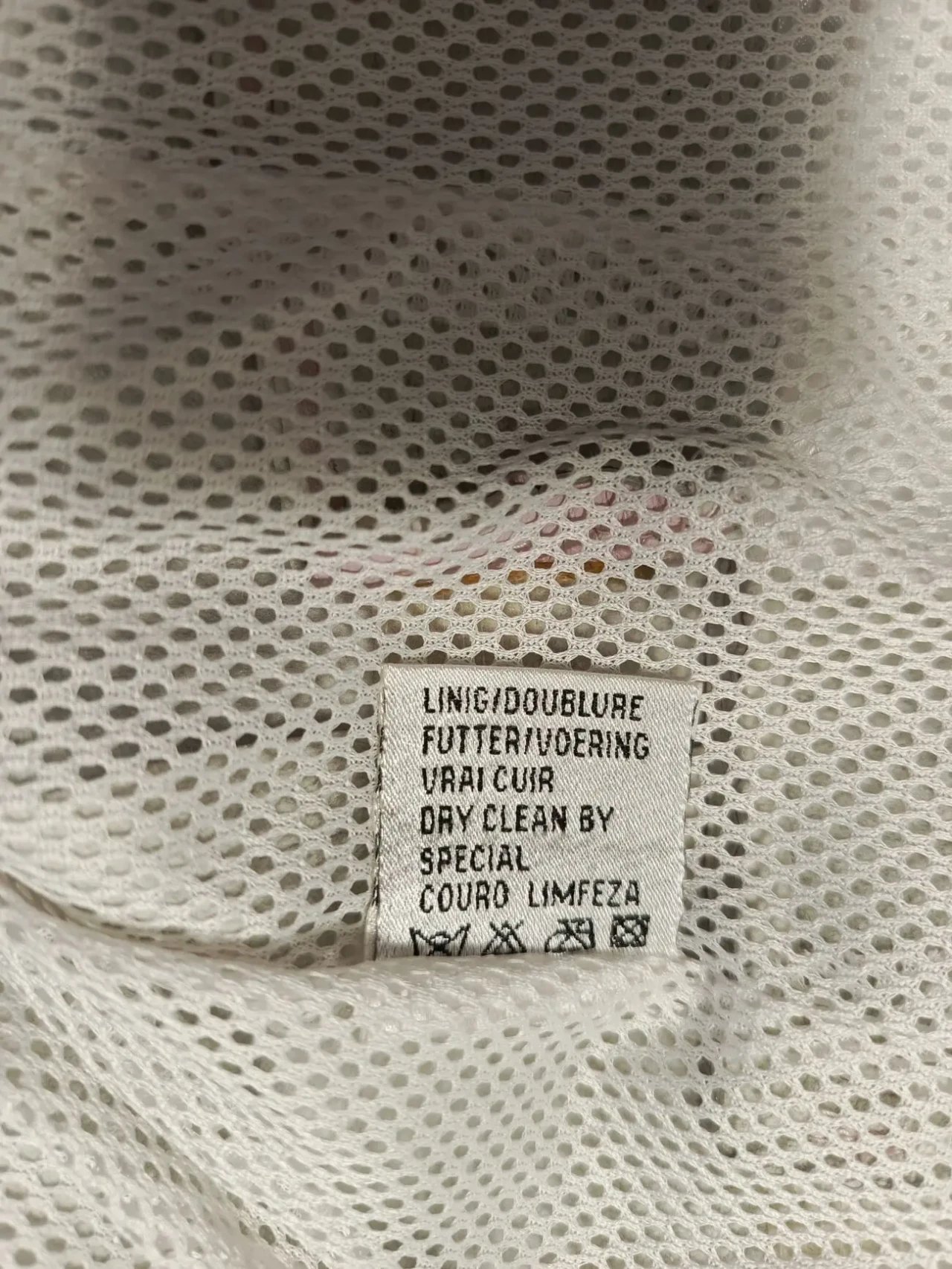 Легенька жіноча шкіряна курточка Alberto Bini Firenze.36 розмір 8